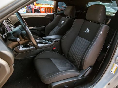 Used 2020 Dodge Challenger R/T Scat Pack RWD image 12