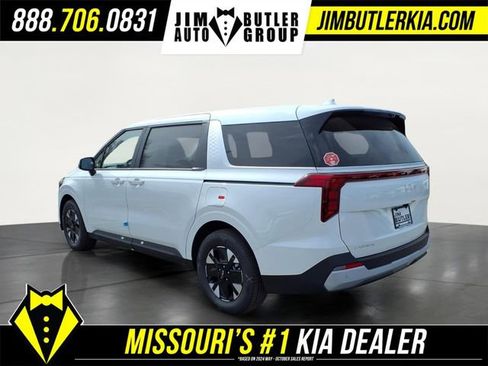 New 2026 Kia Carnival LXS FWD image 20