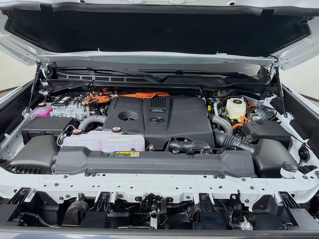 New 2026 Toyota Tundra Platinum AWD/4WD image 26