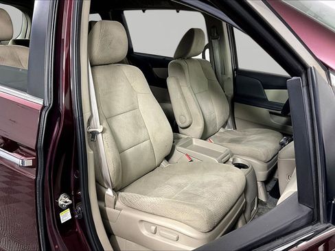 Used 2015 Honda Odyssey EX image 29