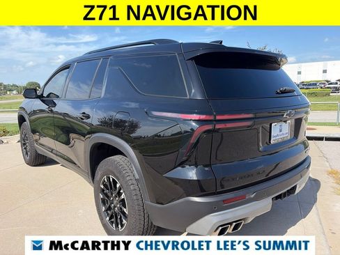Used 2024 Chevrolet Traverse Z71 AWD/4WD image 11