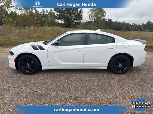Used 2023 Dodge Charger SXT image 5