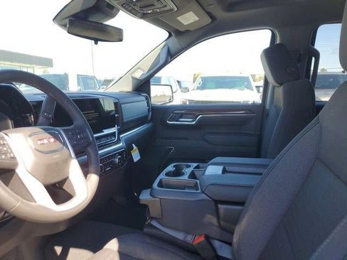New 2026 GMC Sierra 1500 SLE w/ X31 Off-Road Package image 18