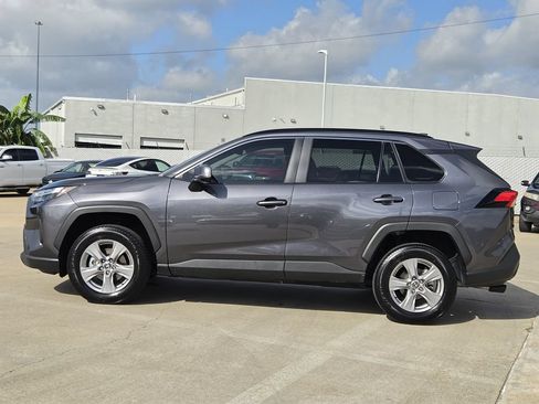 Used 2025 Toyota RAV4 XLE FWD image 6