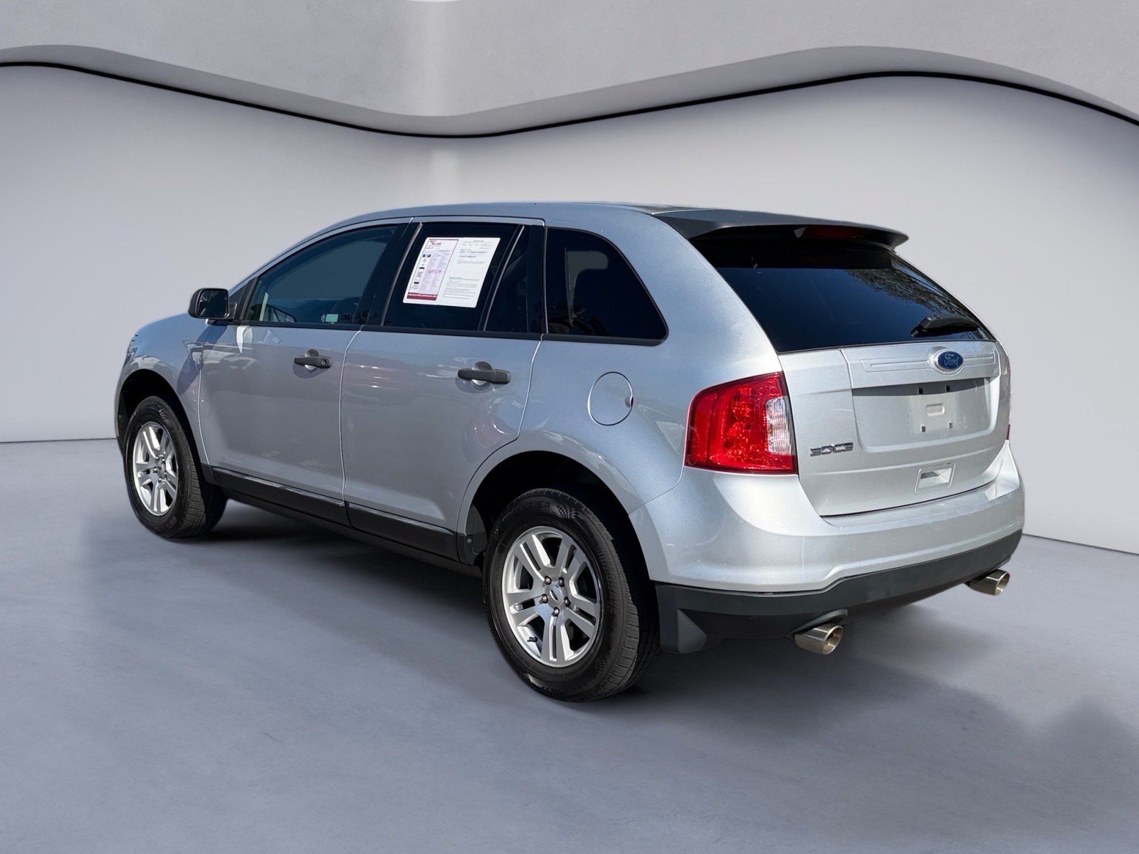 Used 2011 Ford Edge SE FWD image 3