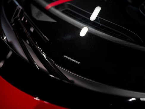 Used 2022 Bugatti Chiron Pur Sport image 7