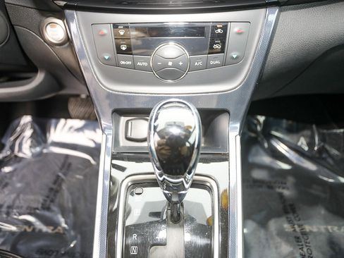 Used 2018 Nissan Sentra SR Turbo w/ Premium Package (P03) image 18