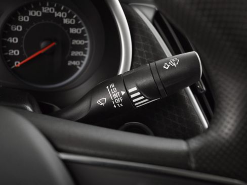 Used 2023 Chevrolet Malibu LT image 32