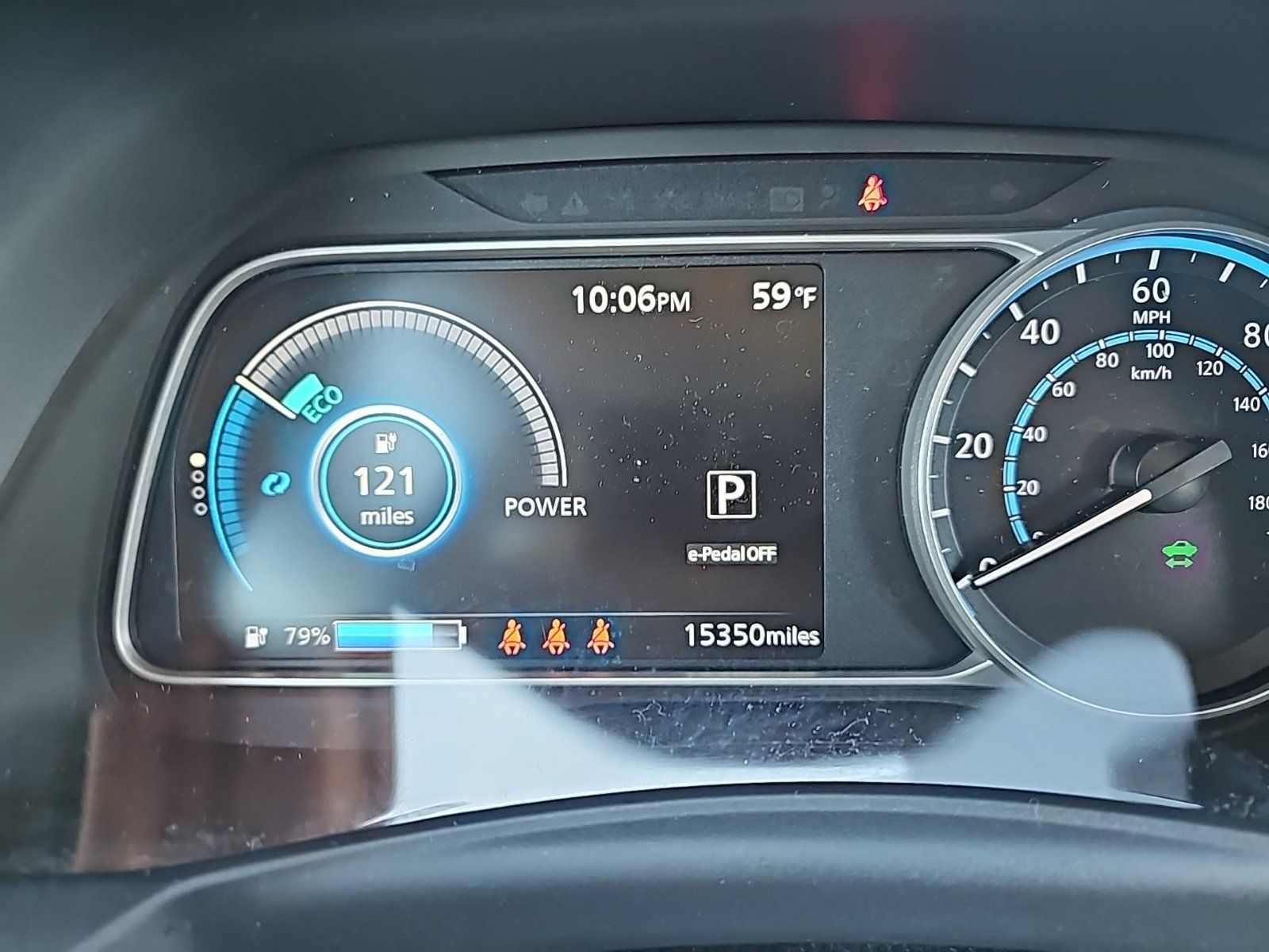 Used 2025 Nissan Leaf S FWD image 17