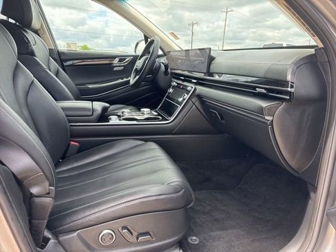 Used 2025 Genesis GV80 2.5T Standard AWD/4WD image 17