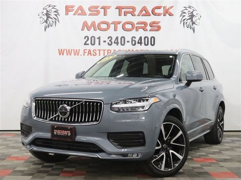 Used 2022 Volvo XC90 T6 Momentum w/ Advanced Package AWD/4WD image 1