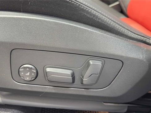 Used 2025 BMW X1 xDrive28i image 24