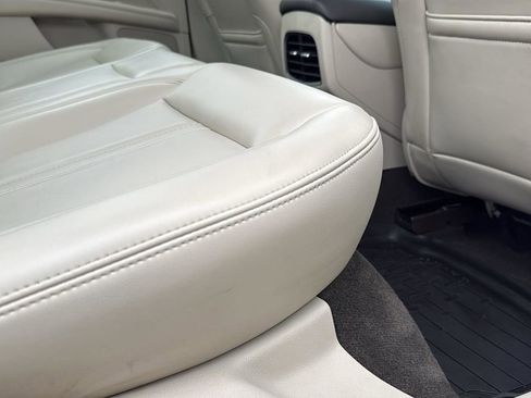 Used 2020 Lincoln MKZ w/ Convenience Package image 20