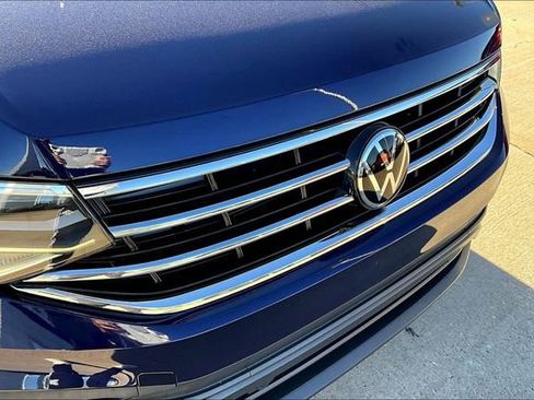 Used 2022 Volkswagen Tiguan SE image 31