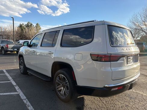 Used 2022 Jeep Wagoneer Series III image 5