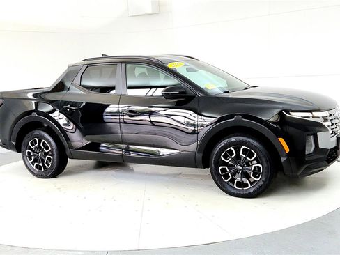 Used 2022 Hyundai Santa Cruz SEL Premium image 7