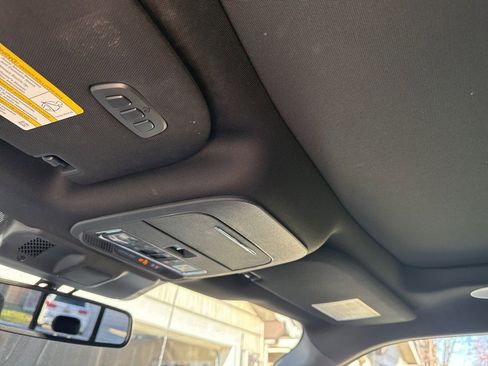 Used 2021 Ford F150 Platinum w/ FX4 Off-Road Package image 13