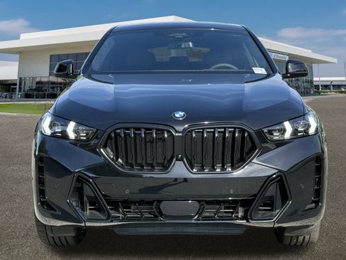 New 2026 BMW X6 xDrive40i image 3
