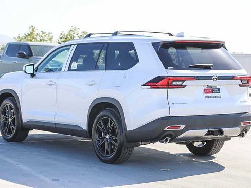 New 2026 Toyota Grand Highlander AWD Hybrid image 7