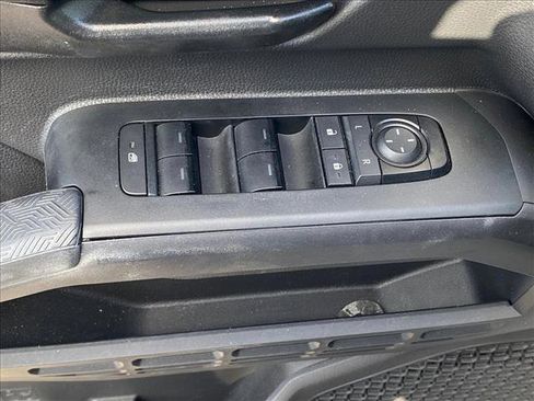 Used 2024 Toyota Tacoma SR5 RWD image 11