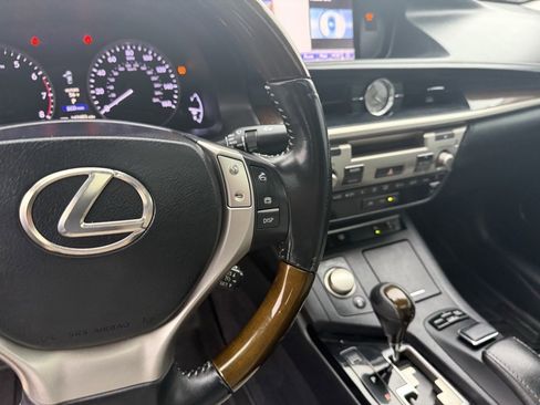 Used 2013 Lexus ES 350 image 24