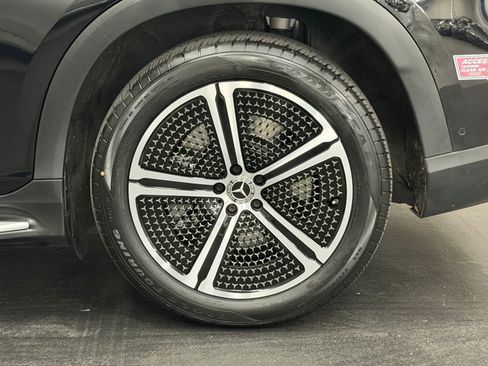 Certified 2023 Mercedes-Benz EQS 450+ 4MATIC SUV image 17