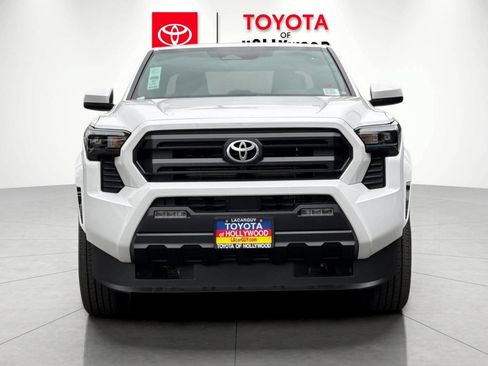New 2026 Toyota Tacoma SR5 RWD image 8