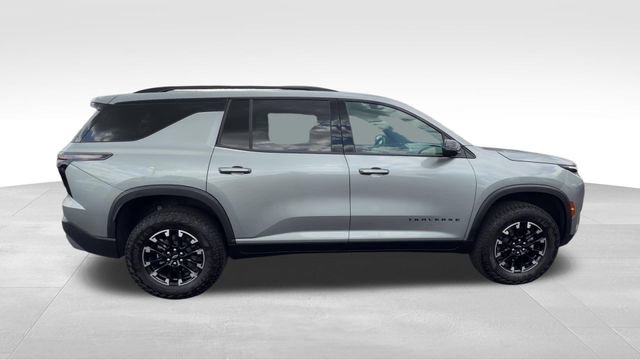 Certified 2025 Chevrolet Traverse Z71 w/ Driver Confidence Package AWD/4WD image 8