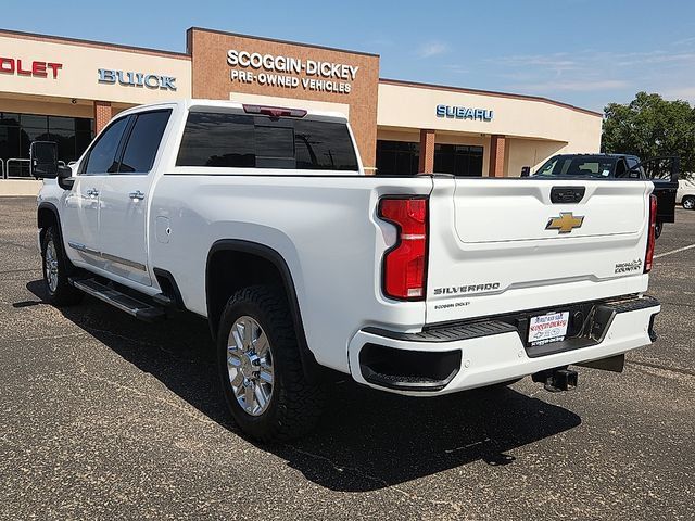 Certified 2024 Chevrolet Silverado 3500 High Country w/ High Country Premium Package AWD/4WD image 3