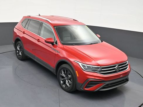Used 2023 Volkswagen Tiguan SE image 19