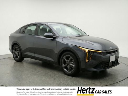Used 2025 Kia K4 FWD image 1