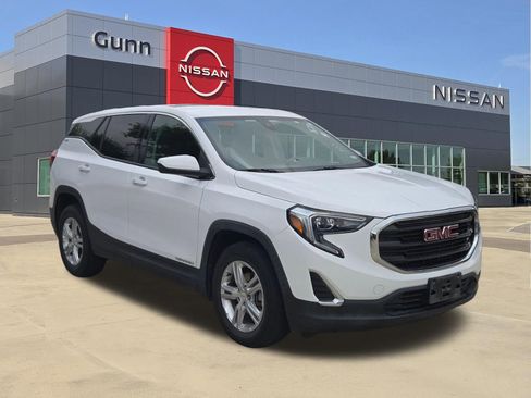Used 2020 GMC Terrain SLE image 1