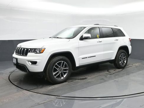 Used 2020 Jeep Grand Cherokee Limited image 3