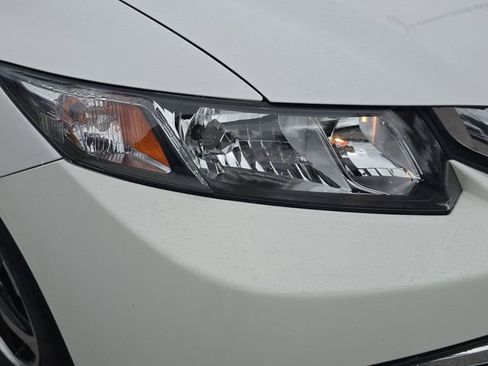 Used 2015 Honda Civic SE image 10
