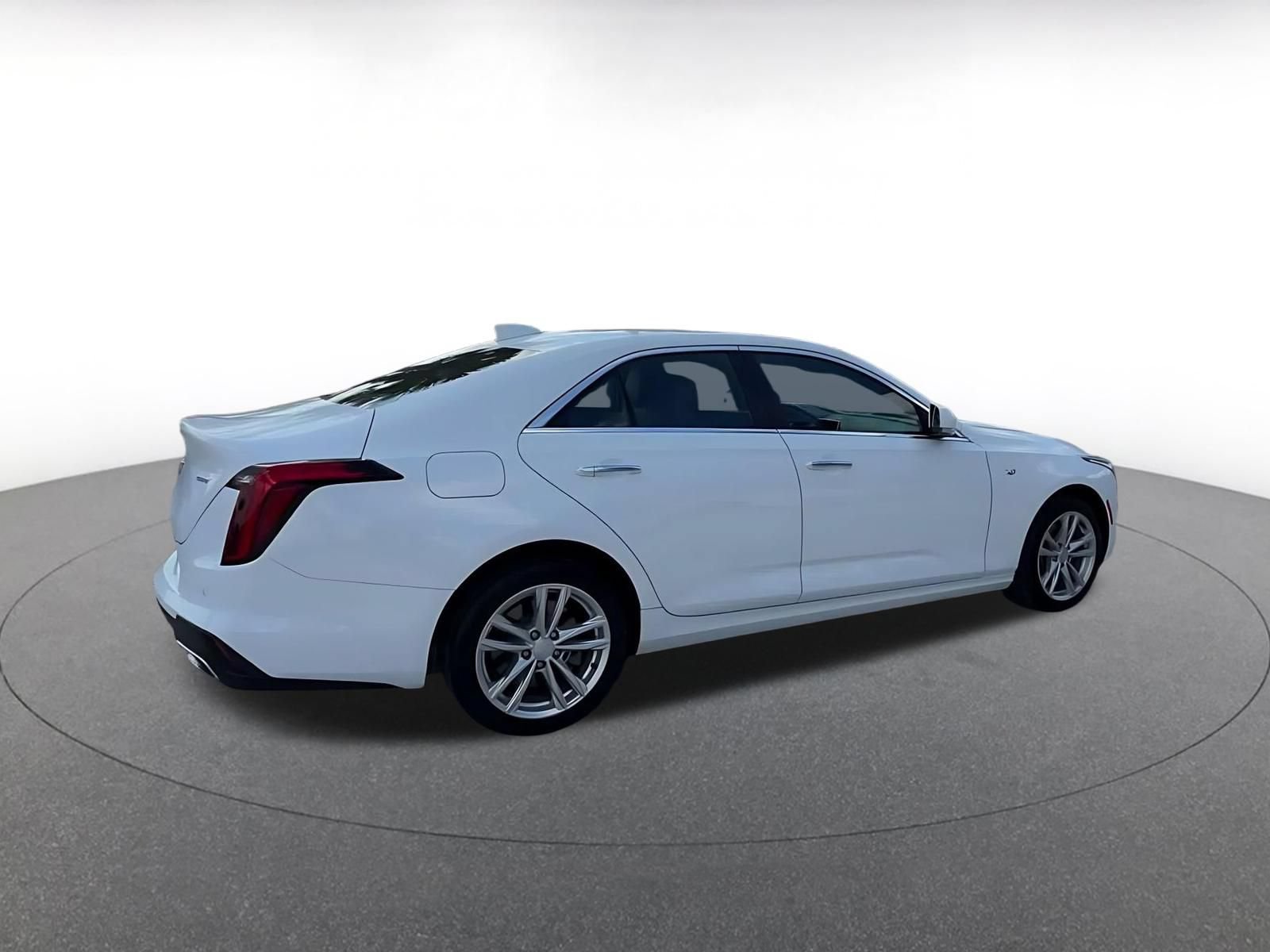 Used 2026 Cadillac CT4 Luxury AWD/4WD image 14