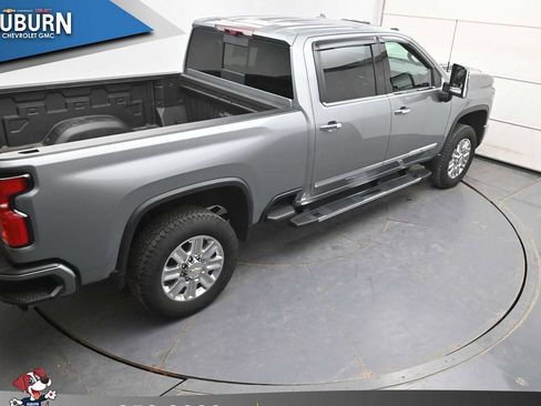 Used 2025 Chevrolet Silverado 3500 High Country w/ Technology Package image 29