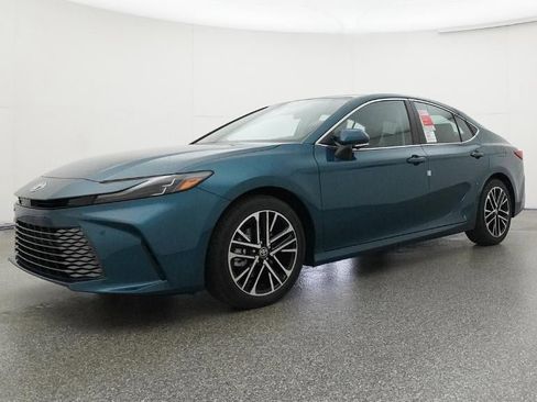 New 2026 Toyota Camry XLE image 17