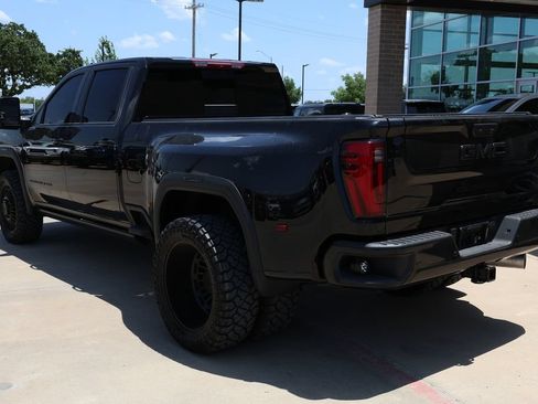 Used 2026 GMC Sierra 3500 Denali Ultimate AWD/4WD image 7