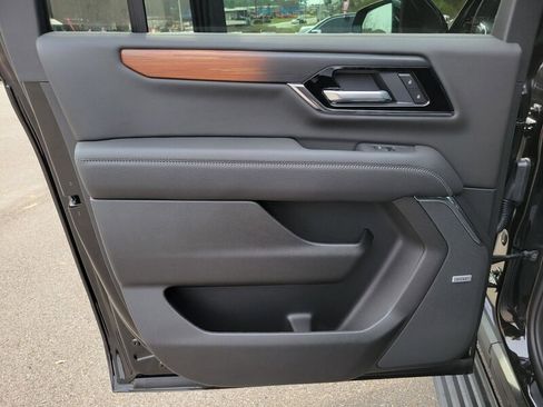 New 2026 GMC Yukon XL Denali w/ Sun & Power Step Package image 31