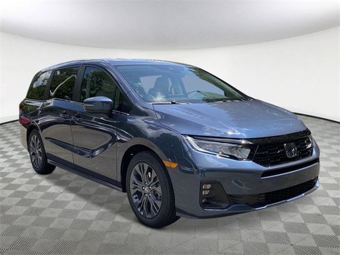 New 2026 Honda Odyssey Touring image 6