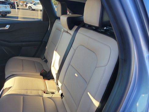 Certified 2022 Ford Escape Titanium image 10