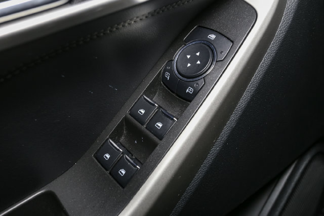 Used 2024 Ford Explorer XLT AWD/4WD image 35