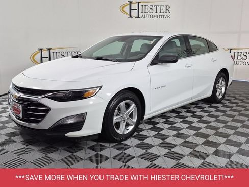 Certified 2025 Chevrolet Malibu LS FWD image 8