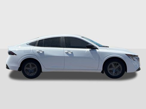New 2027 Nissan Sentra SV w/ Floor Mat Package FWD image 6