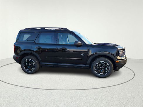 New 2025 Ford Bronco Sport Outer Banks image 8