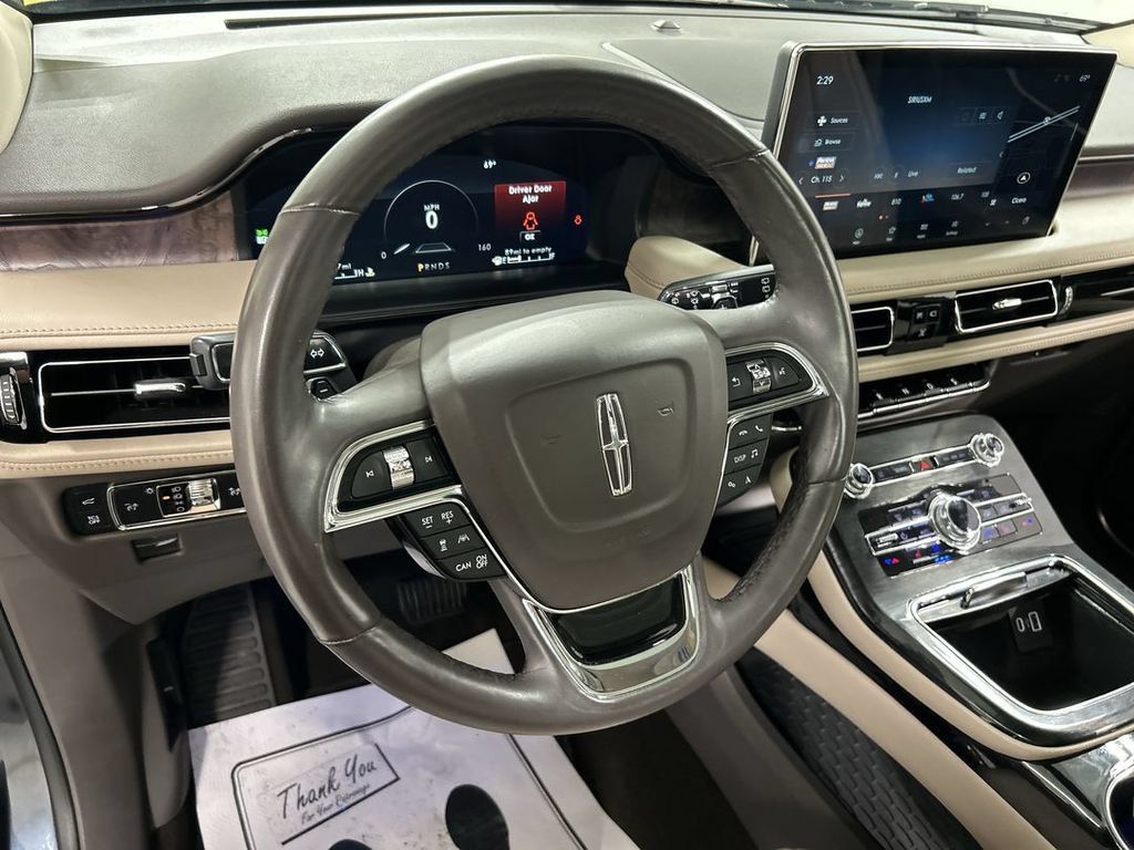 Used 2023 Lincoln Nautilus Reserve w/ Equipment Group 201A AWD/4WD image 4