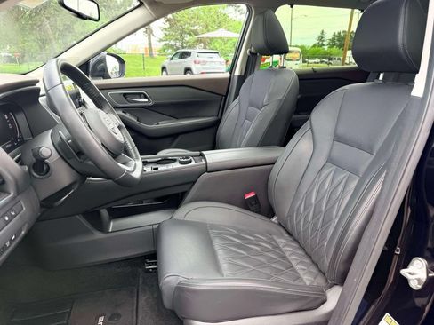 Used 2023 Nissan Rogue Platinum AWD/4WD image 18