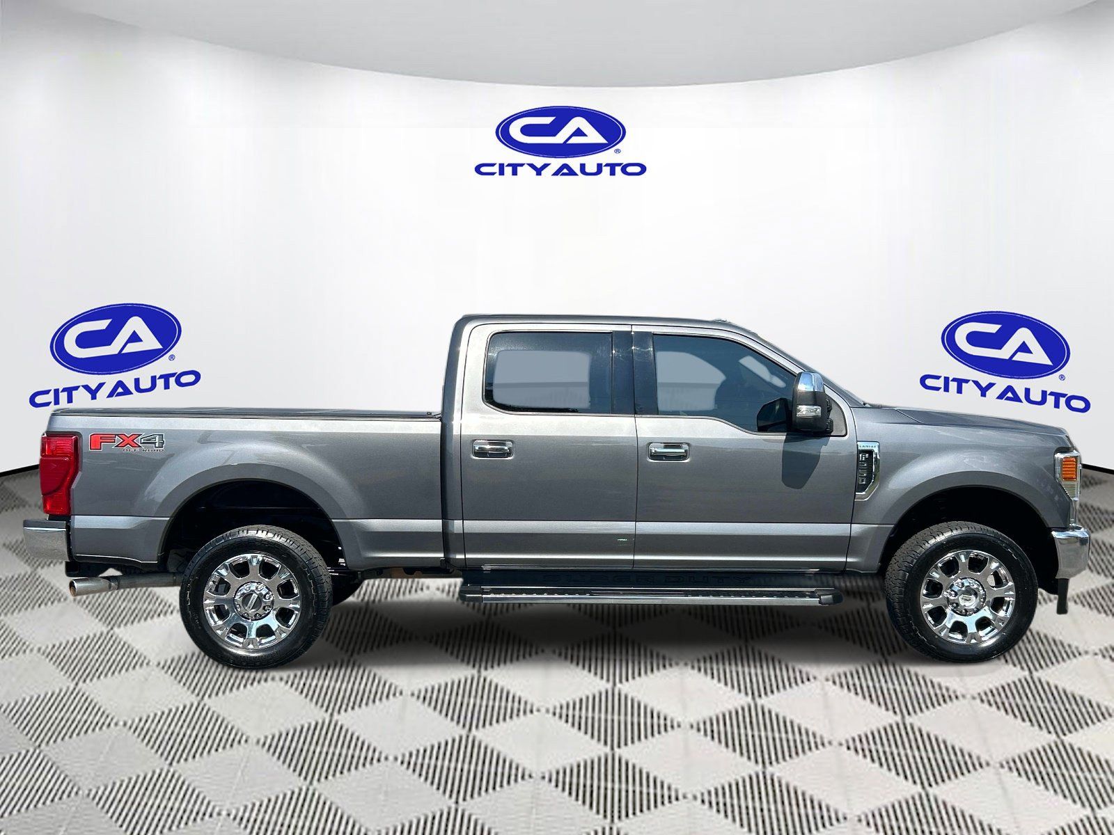 Used 2021 Ford F250 Lariat w/ Chrome Package AWD/4WD image 2