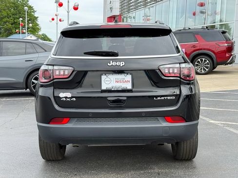 Used 2025 Jeep Compass Limited AWD/4WD image 4