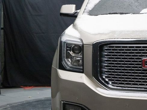 Used 2016 GMC Yukon Denali w/ Open Road Package image 5